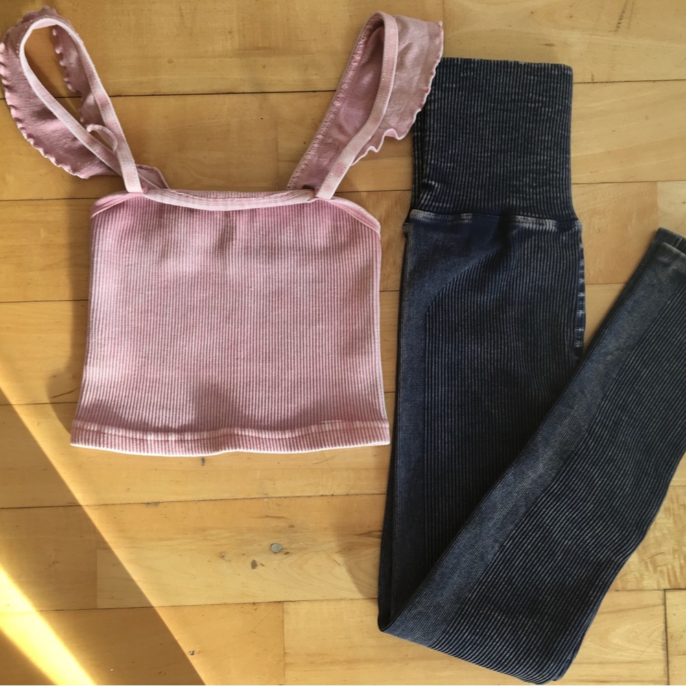 NWOT Free People Happiness Runs Set